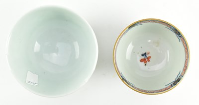 Lot 67 - COLLECTION OF FOUR QING DYNASTY PORCELAIN PIECES 清 粉彩青花陶瓷四件