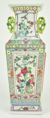 Lot 52 - REPUBLIC ERA FAMILLE ROSE TWIN HANDLED VASE 民国粉彩花鸟四方瓶