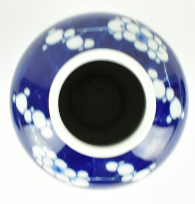 Lot 49 - COLLECTION OF THREE QING DYNASTY PRUNUS VASE AND JARS 清 冰梅瓶和罐三个