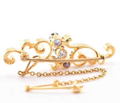 Lot 66 - 15CT GOLD & SAPPHIRE BROOCH PIN