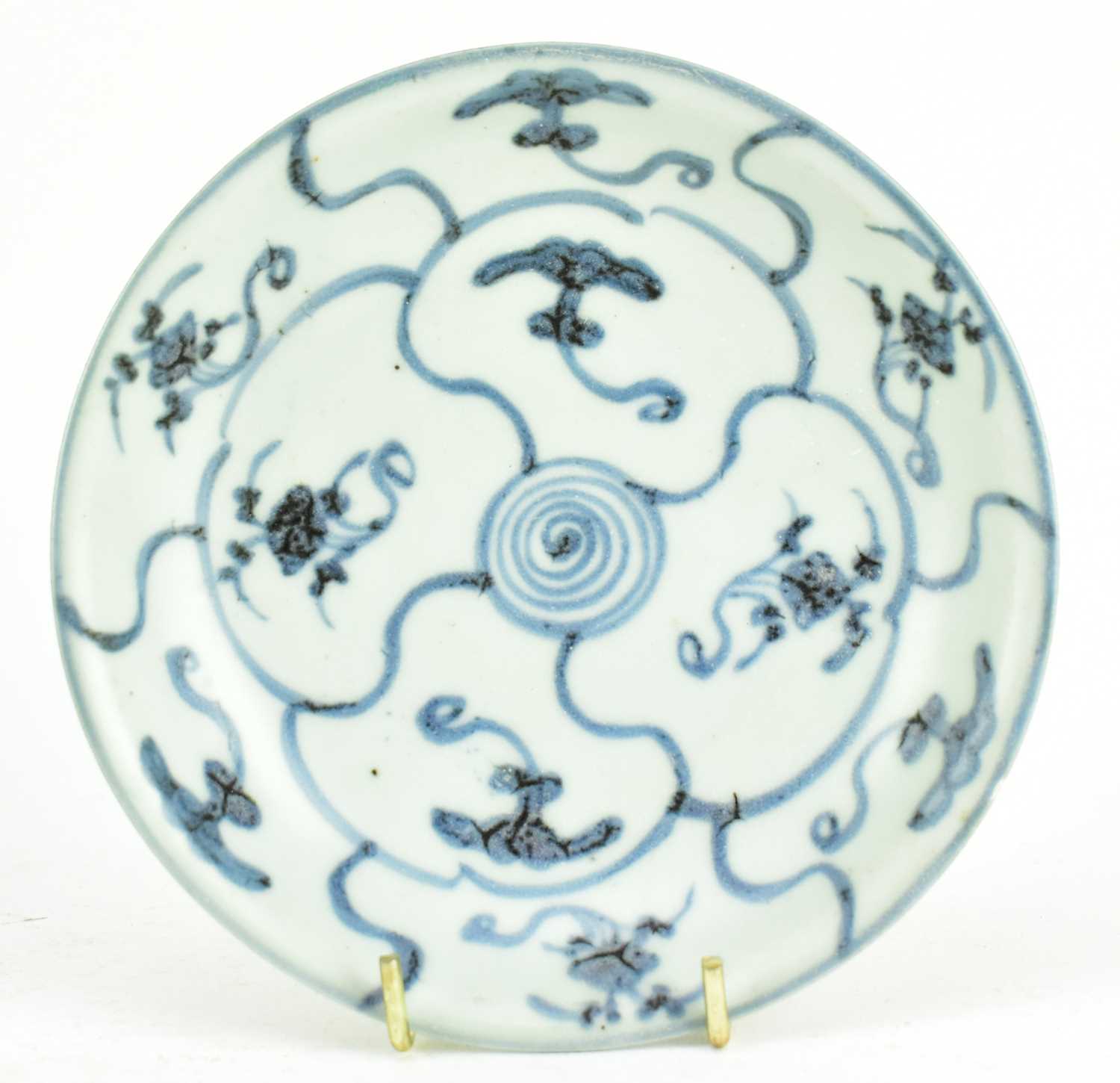 Lot 81 - QING BLUE AND WHITE PLATE TEK SHING SHIPWRECK 清 "的惺" 船货 青花碟