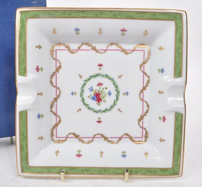 Lot 127 - HAVILAND LIMOGES - VIEUX PARIS VERT ASHTRAY