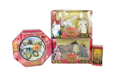 Lot 664 - LORD OF THE RINGS - COLLECTION OF MERCHANDISE