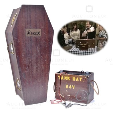 Lot 64 - 'ALLO 'ALLO (BBC SITCOM) - SCREEN USED 'ROGER' EXPLODING COFFIN PROP