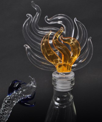 Lot 169 - VINTAGE 20TH CENTURY MURANO STYLE CHINESE DRAGON DECANTER