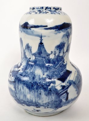 Lot 167 - CHINESE 19TH CENTURY BLUE & WHITE PORCELAIN VASE