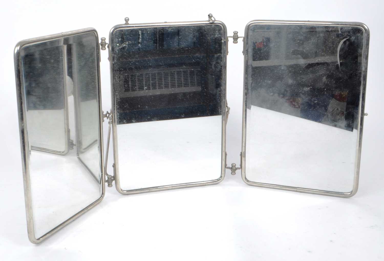 Lot 365 - VINTAGE MID-CENTURY FOLDING TRIPTYCH BARBER MIRROR