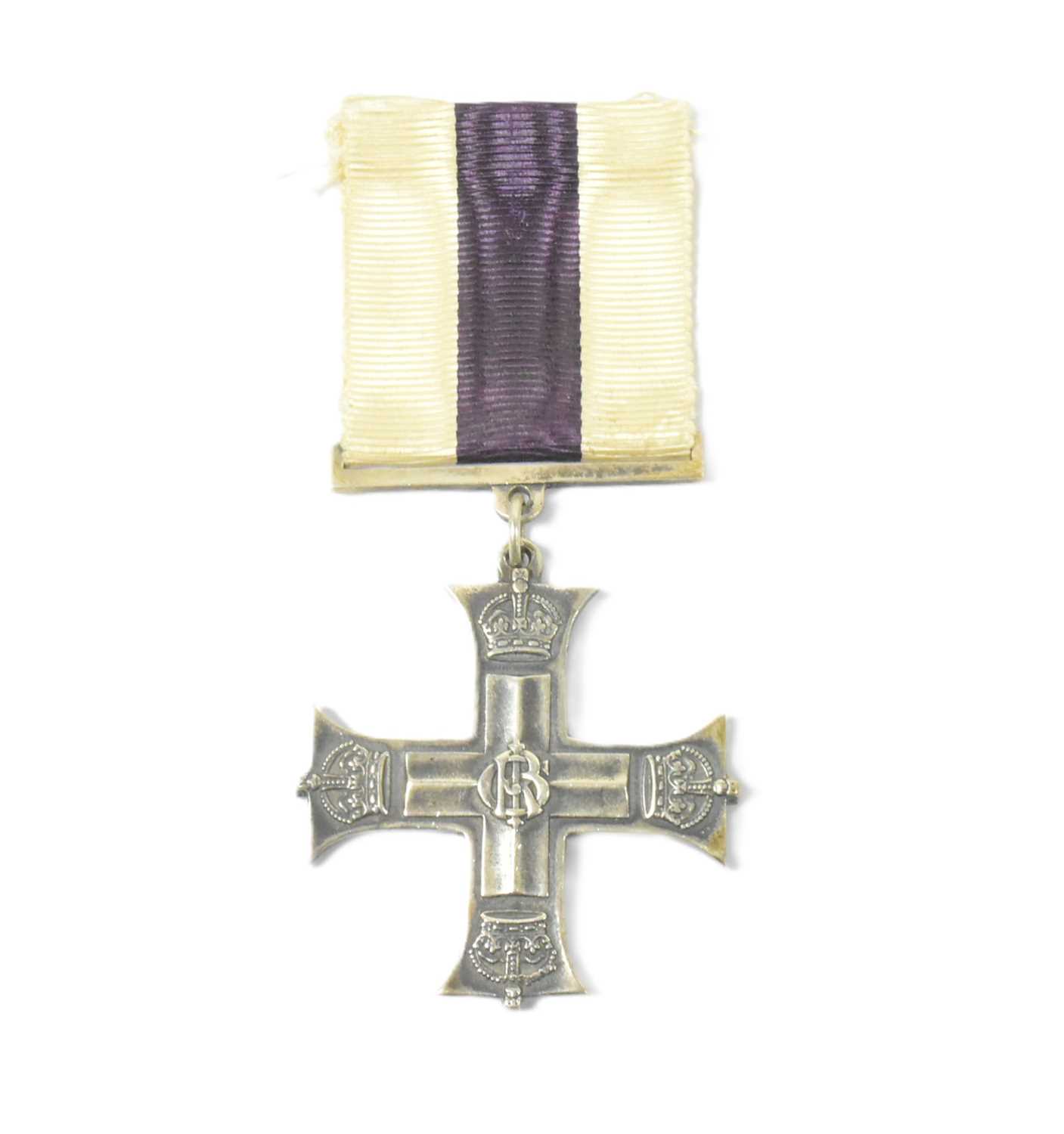 Lot 26 - WWI MILITARY CROSS MEDAL - WITH RIBBON