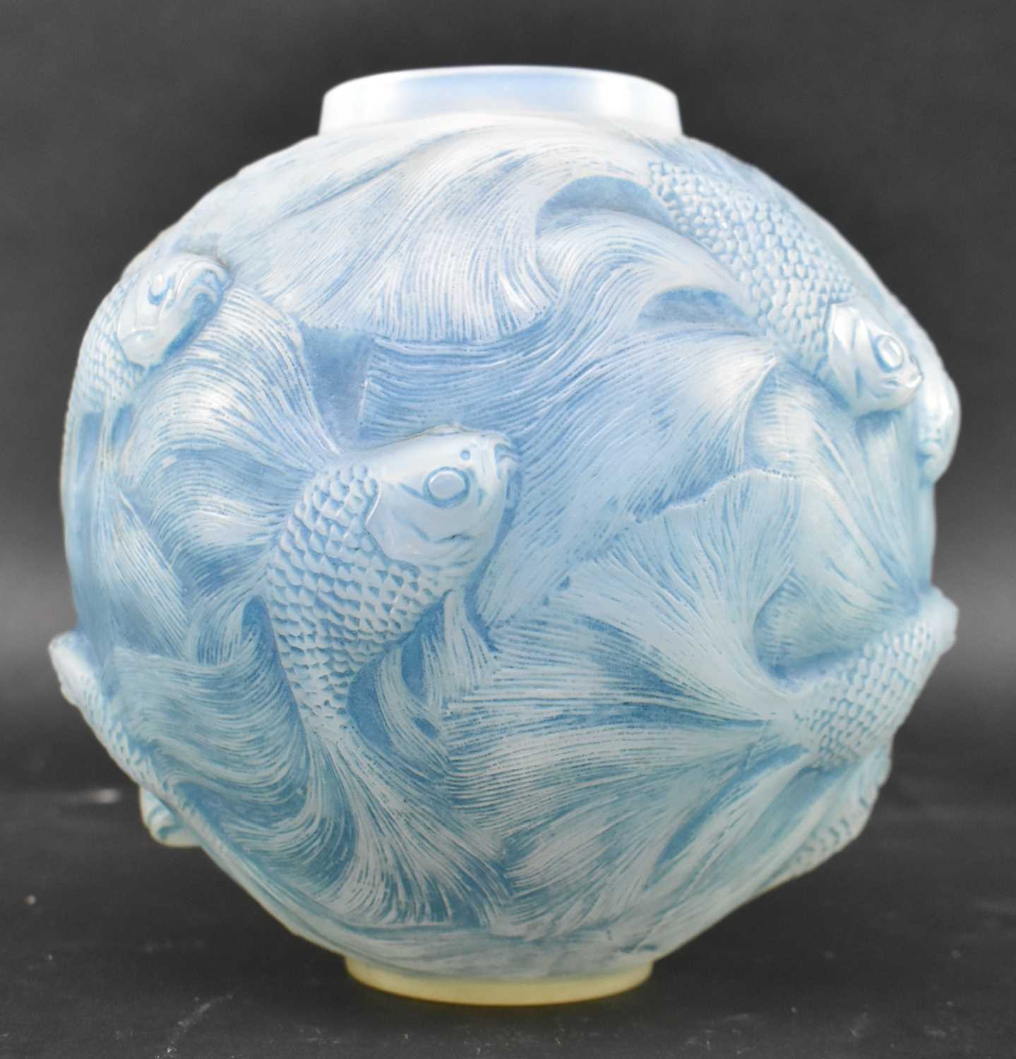 Lot 70 - RENE LALIQUE - FORMOSE VASE - 1920S OPALESCENT BLUE STAINED VASE