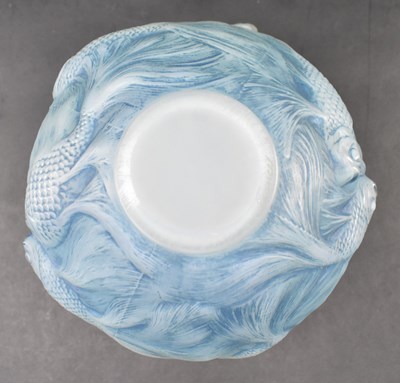 Lot 70 - RENE LALIQUE - FORMOSE VASE - 1920S OPALESCENT BLUE STAINED VASE